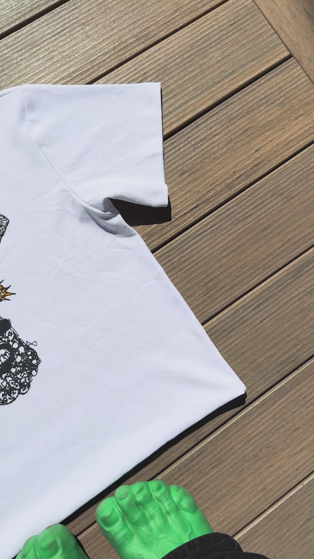 Necklace Tee